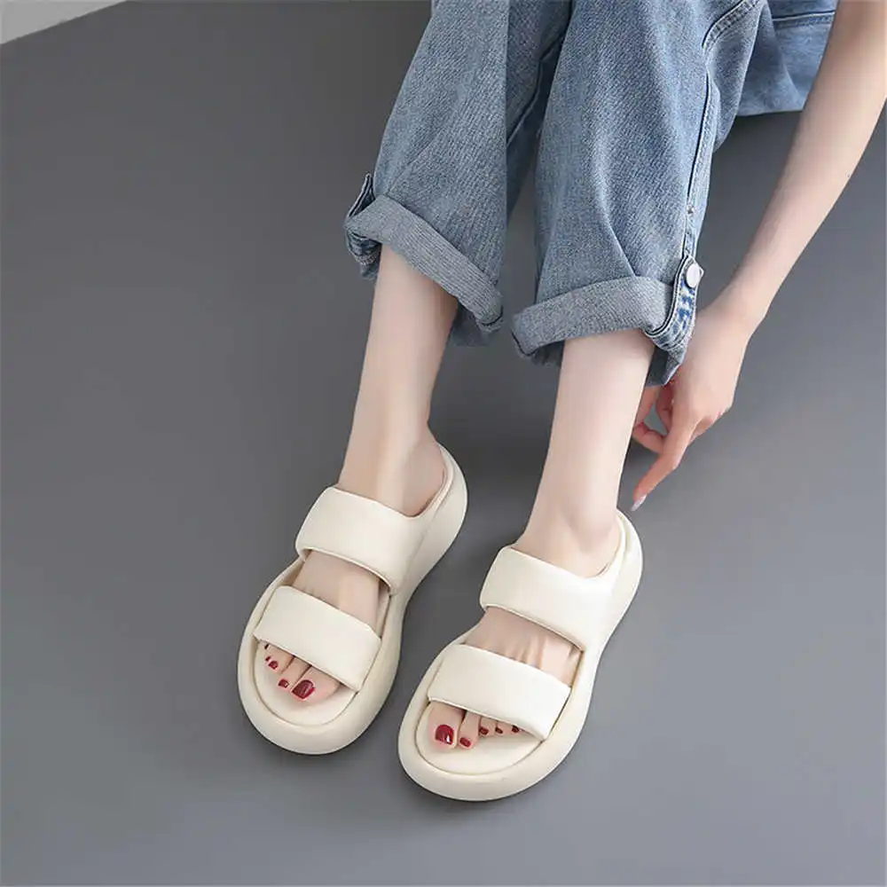 Size 39 Strips Summer Shoes Sa - Kids Outdoor Air Quality ulasan dan harga